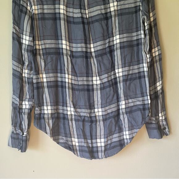 Kendall & Kylie Blue Plaid Long Sleeve Button Down Shirt Size Small - Picture 10 of 11